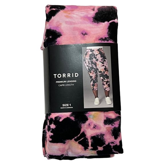 NWT TORRID Premium Capri Length Leggings Sz 1X Pink Black Tie Dye - Picture 1 of 3